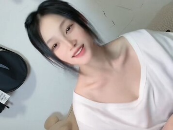 【录频瞬间】Up主探索中，欢迎收看求三连！