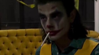 Vì không có ngày lễ nào vào đêm giao thừa nên chúng ta hãy cùng nhảy múa vào lễ Halloween nhé!