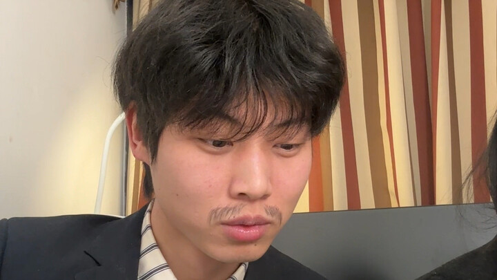 كيف يصحح معلمو الجامعات الامتحانات!!