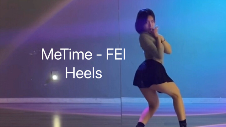MeTime - FEI｜تدريب رقص يومي بكعب عالٍ｜لقطة علوية