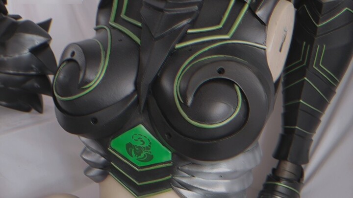 Dewi masa kecil Long Ying