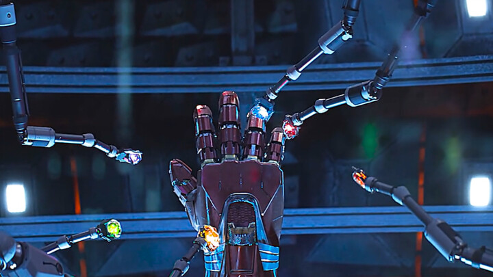 Look at how the Infinity Gauntlet and Stormbreaker are made. If you had the Infinity Gauntlet, what 
