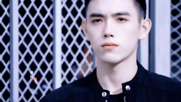 ชายหนุ่มพ้นโทษออกมาแล้วพบว่าเพื่อนรักหักหลัง เกิดความระแวงว่าแฟนสาวไปคบคนอื่นแล้ว