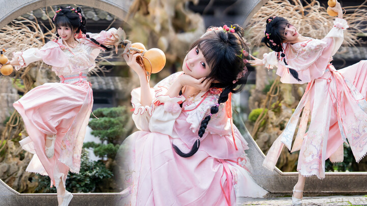 “The little junior sister looks so fresh and vibrant, but once she gets drunk…!”