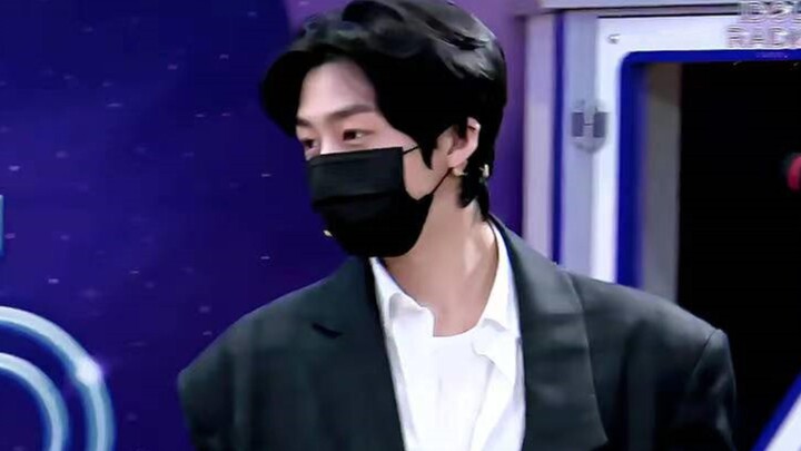 【Tiền bối ✖ Hậu bối】Hóa ra thật sự có người có thể biến cuộc sống thường ngày thành đam mỹ nguyên tá