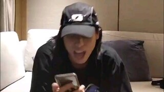 【法小】有时候一个人上网挺无助的，怀疑他们跳舞时的精神状态