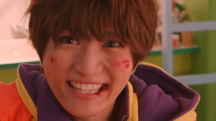 It's unbelievable! The character was ruined in half an episode! The screenwriter should give me back