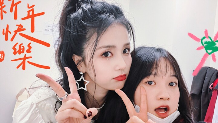 Bai Lu dikeroyok habis-habisan oleh asistennya, tapi tetap harus dimanjakan. Inikah yang disebut sel