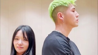 【fromis9+Kard】Menarilah mengikuti lagu baru masing-masing!
