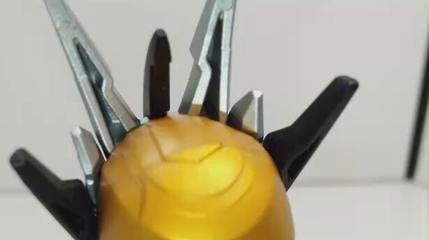 It's not my favorite accessory, just zoom in and hide it! Non-commercial single sharp review of Broc