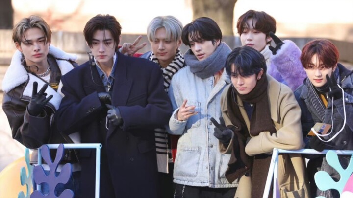 Baby Shark's First Stage [ENHYPEN] Keep Swimmin' Through 231124 Macy's Thanksgiving Day Parade 2023