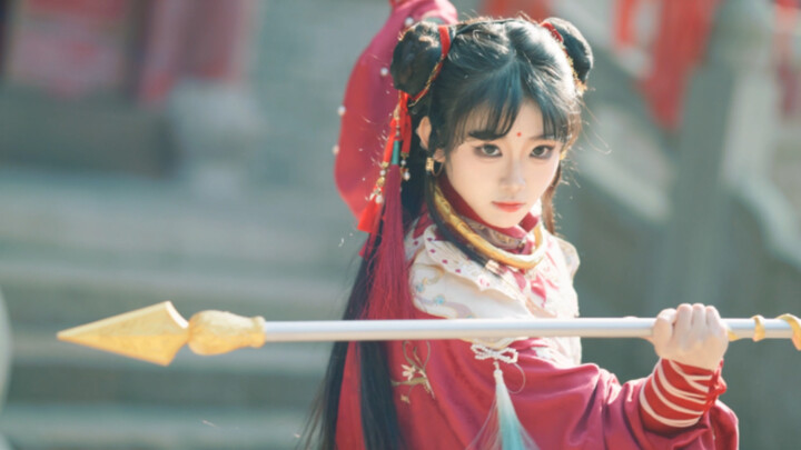 “Di dunia ini, hanya ada Nezha; tak ada lagi putra ketiga Li Jing dari Benteng Chentang.”