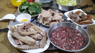 tiết canh vịt em gái quê gọi lê toàn đến thể hiện,quá hấp dẫn.