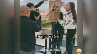 Đây là khi lũ bạn chụp ảnh cho tui