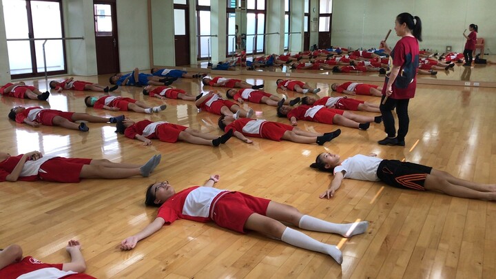 Middle school dance teaching