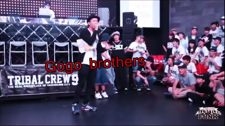 Apa kau pernah melihat ibu Gogo Brothers menari?