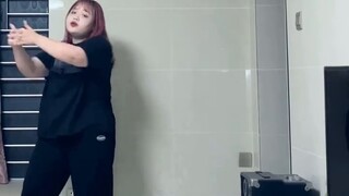 【SOMI-DUMB DUMB】Nyanyian dan tarian amatir kembali lagi setelah lama absen ~ tapi aku masih lupa lir