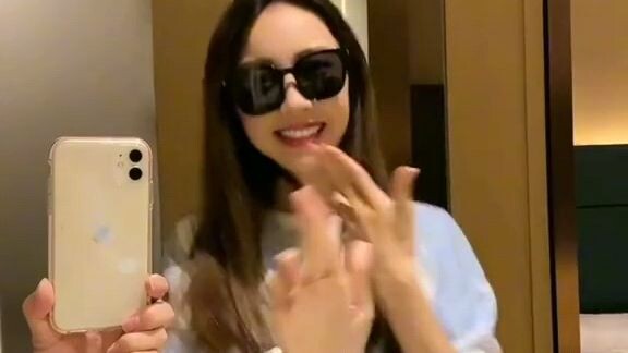 cute girl jona is the best