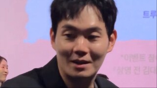 Ryu Kyung Soo đáng iu tại buổi họp báo ra mắt It has to be a secret