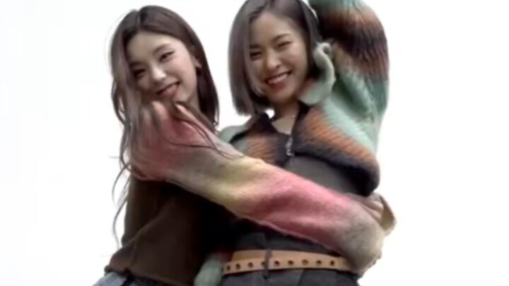 تم إصدار فيديو قصير لـ ITZY Hwang Yeji x Shin Ryujin!