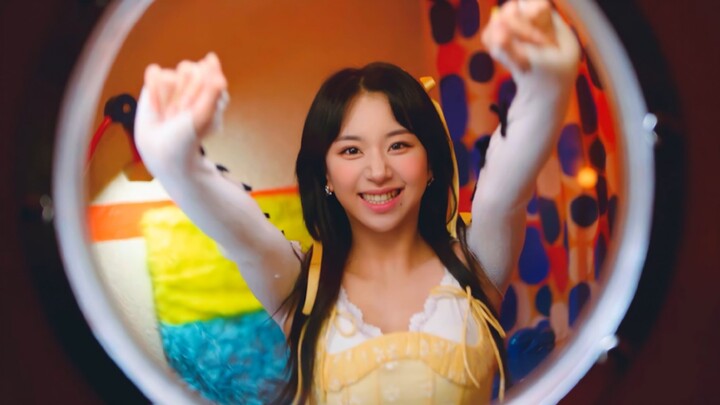 Come in and get hit by Son Chaeyoung's beauty bomb｜Celebrate solo part + camera shots