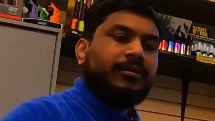 Pria yang sudah dua hari tidak makan datang ke toko serba ada, reaksi si pemuda India benar-benar me