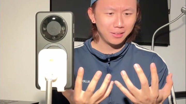 “The Fallen Cute Hands”