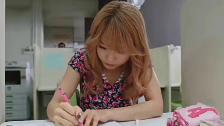 «الفتاة الحارة في المؤخرة» توقظني مرارًا وتكرارًا قائلةً: «لا تستسلم!»