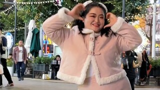 Đây là điệu nhảy mà một cô gái ngọt ngào nặng 180 pound nên nhảy! ! ! | Ông già Noel nói cho tôi biế