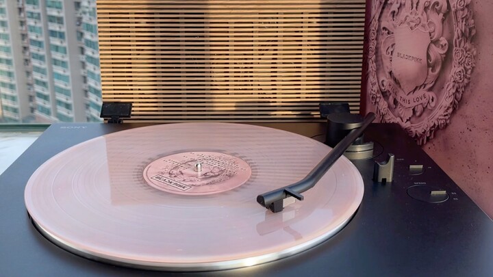 Nghe thử đĩa vinyl | Kick It - BLACKPINK