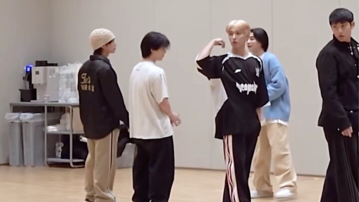 Biết Hán Biết｜Cảnh đẹp trong Chiến tranh Lạnh cũng đơn giản như hơi thở