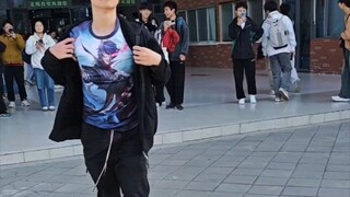 食堂门口来了个马可波罗学长，连转五大