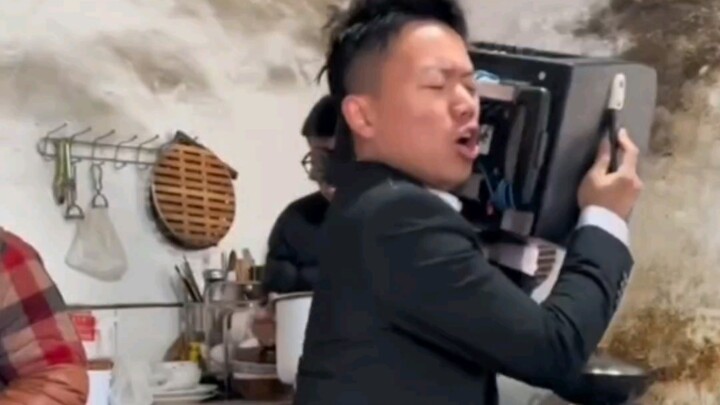 Dj进场全体起立