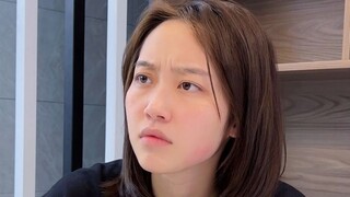 在女朋友面前露出破绽后的你...