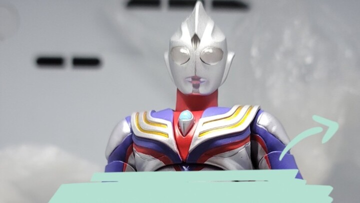 Real bone sculpture strong shape Tiga repainting transformation composite