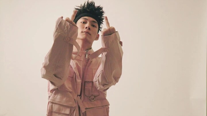 Bomb the haters! Beibei’s “Spit Song” — “Even the stinkiest fish and rotten shrimp are beefing with 