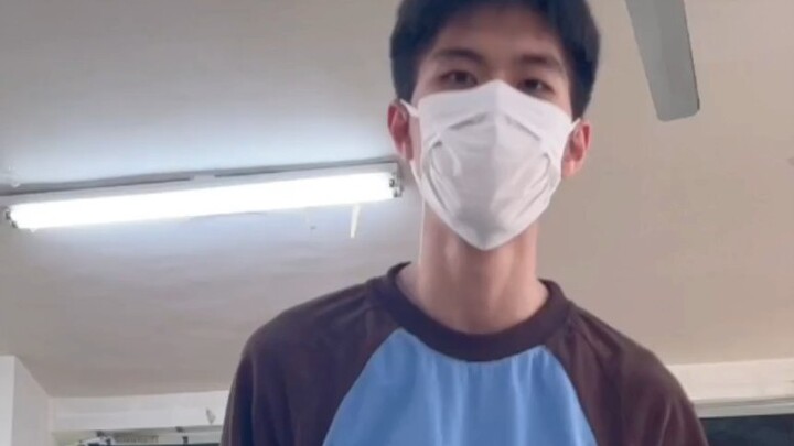 Eve, Psyche & Vợ của Bluebeard của LE SSERAFIM