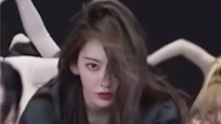 Pukulan telak langsung di wajah! Dewa pengelola ekspresi! [Rekaman langsung ruang latihan buatan sen