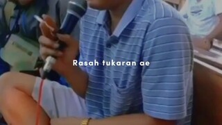 Menghayati . .