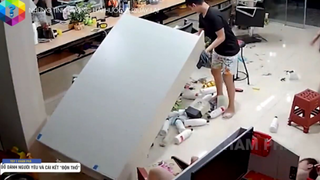8 Tình Huống Hài Hước _Ngượng Chín Mặt_ Vô Tình Bị Camera Ghi Lại - Top 1 Khám P