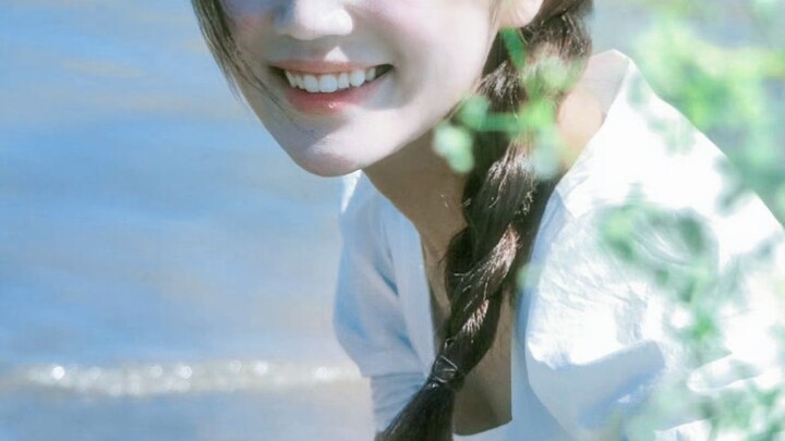 So it’s true what the novel said—having bangs really does mean a complete makeover!!! Everyone else 