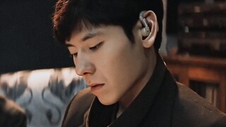 The sexual tension is so strong that even taking off hearing aids can become a painful point [The Lo