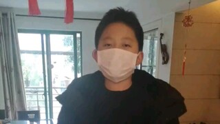 Dù che đi nhan sắc tuyệt mỹ cũng phải đeo khẩu trang