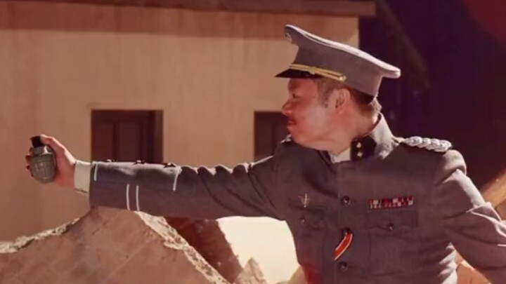 Tên sát thủ này không được bình tĩnh cho lắm. Khi Wei Xiang đang quay cảnh bị bắn, cơ thể anh ta bị 