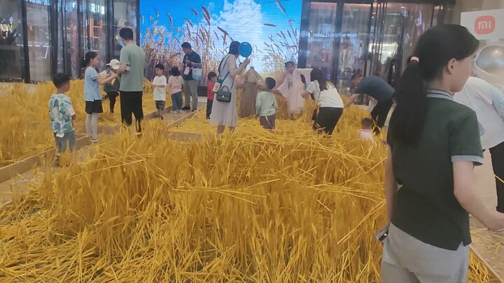 ทุกคนพูดว่าอัตราการเกิดต่ำ แต่ฉันกลับคิดว่าจำนวนเด็กเกิดใหม่ยังเยอะอยู่นะ
