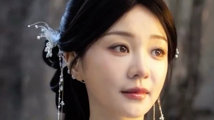 Đoan Vương nghĩ ra đủ mọi thứ! Chỉ có điều không ngờ đây lại là một tiểu thuyết nữ cường!!