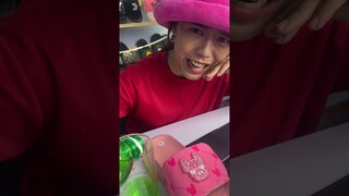 Chopper Nhung oh nô nô nô kiểu BẤT ỔN. Xưởng sản xuất dép Nguyễn Như Anh VÔ CÙNG BẤT ỔN.