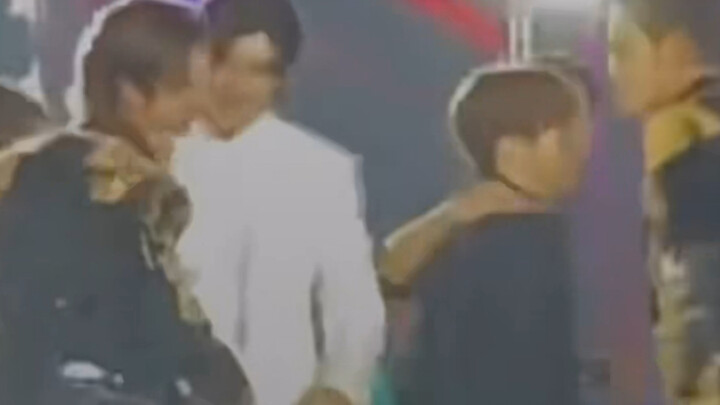 ซูหมิงหาว กับ ชาอึนอู ทำไมถึงไปกอดกันล่ะ?!