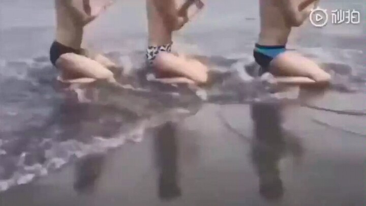 Versi pria terseksi dari lagu "SEE SEA" milik Hyolyn di internet! Aku menemukannya!