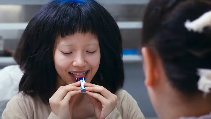 This Girl Fools Everyone Into Thinking She's A Cyborg By Licking Batteries..